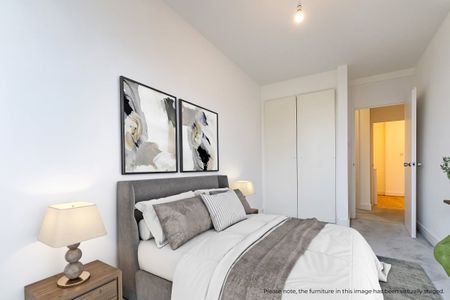 3 bedroom apartment to rent - Photo 3