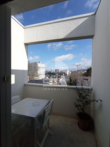 Studio meublé de 27.40m² - JOUE LES TOURS - Photo 2