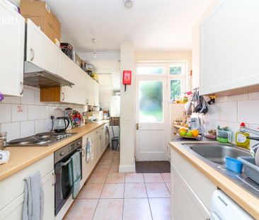 4 bedroom terraced house to rent - Photo 6