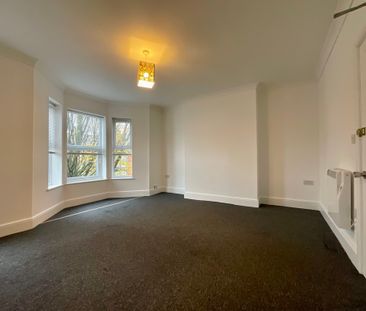 4 bedroom Mid Terraced House to let - Photo 2