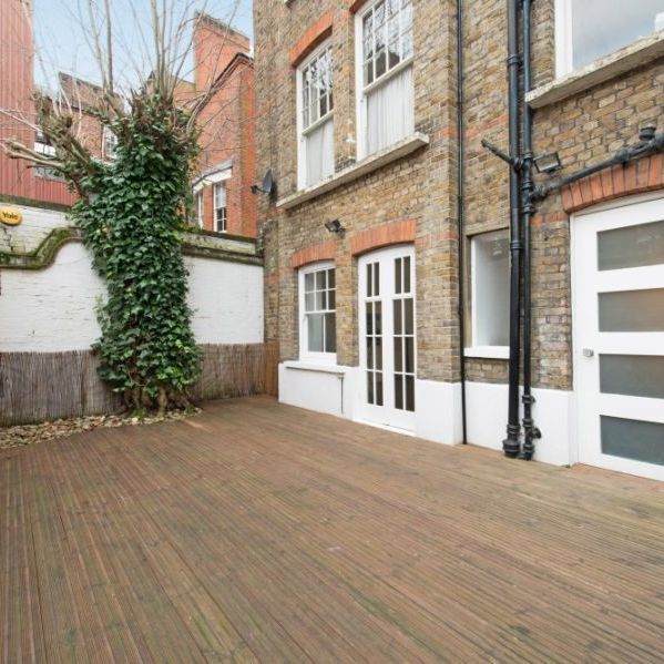 2 Bedroom Flat To Let - Photo 1