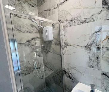 Salford, M5 - Photo 2