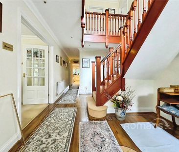 4 bedroom detached house to rent - Photo 4