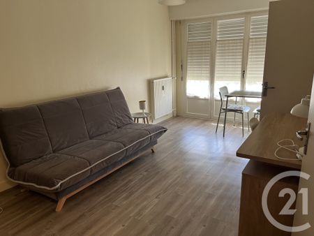 Location Appartement 1 pièce 25m² TROYES 10000 - Photo 2