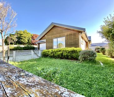 Fully Furnished 3-Bedroom Home in Ebdentown - Photo 2