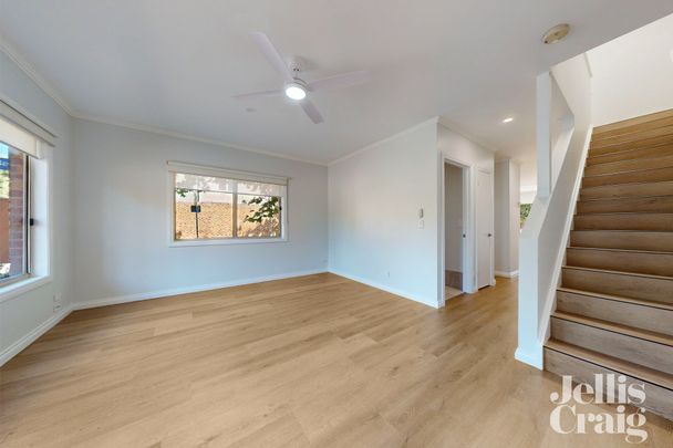 109 The Crescent, Kensington - Photo 1