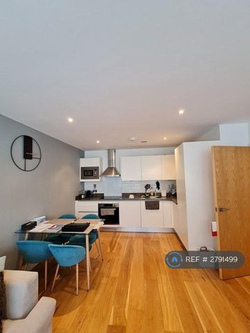 1 bedroom flat to rent - Photo 5