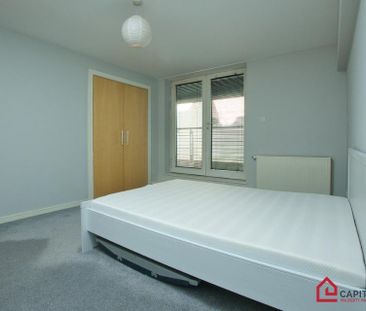 2 bedroom duplex to rent - Photo 4