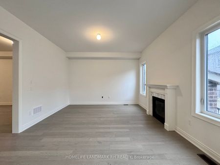 For Lease - 119 Prairie Rose Drive, Richmond Hill, Ontario - Photo 2