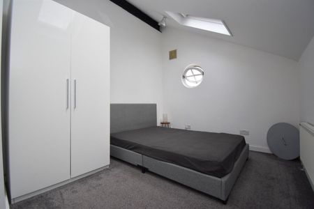 Foxberry Road, London, SE4 - Photo 5