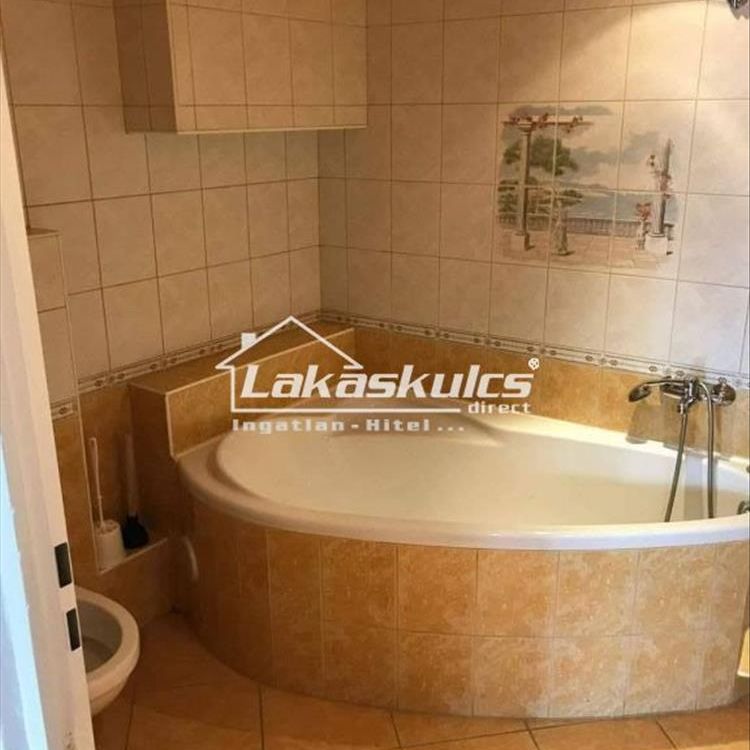 Kiadó felújított lakás - Hévíz - Fotó 1