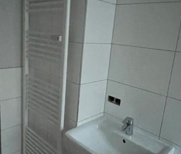 E-Rüttenscheid 84QM, renoviert, 3 Zimmer + Küche, 3. Obergeschoss - Photo 1