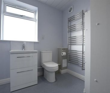 Studio to rent - Photo 6