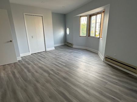 For Lease - 1537 Dundas Street Unit# Upper, Toronto, Ontario - Photo 5