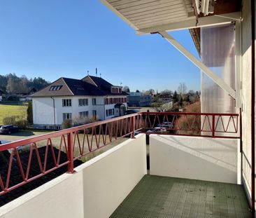 Appartement de 3.5 pièces entièrement rénové à Büetigen - Foto 5