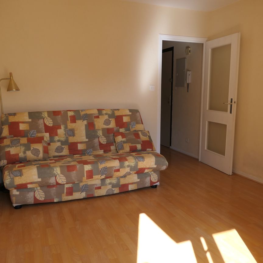 Location Appartement 1 pièce 18m² CLERMONT FERRAND 63000 - Photo 1