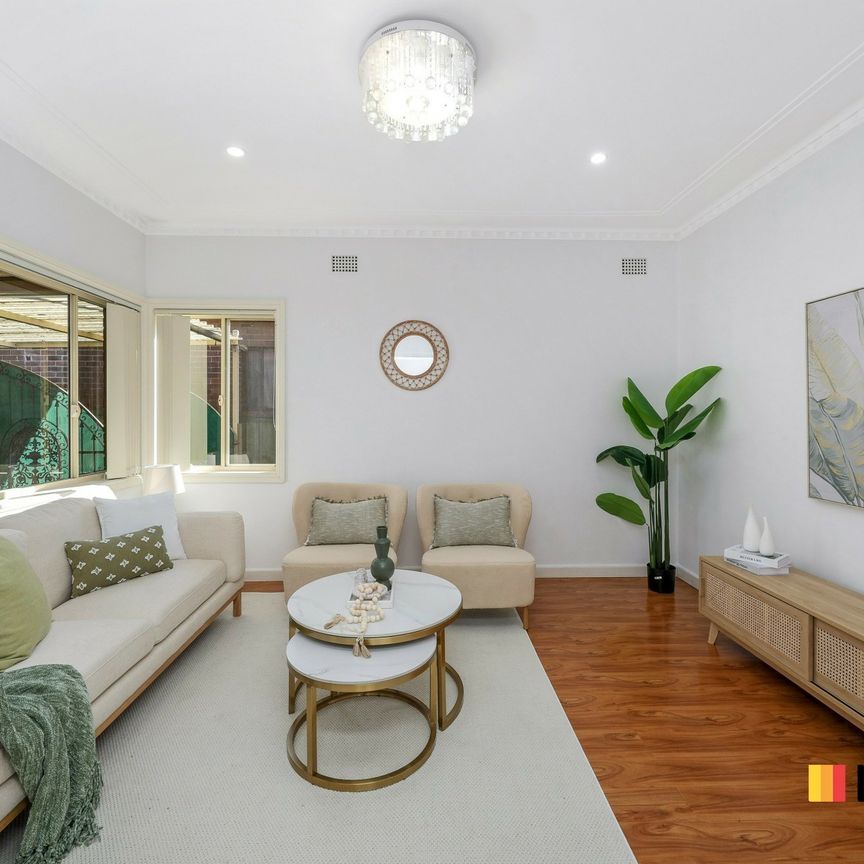 3-Bedroom Double Brick Home in Prime Location - Photo 1