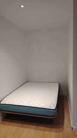 Carrer de Calàbria, Barcelona, Catalonia 08015 - Photo 2