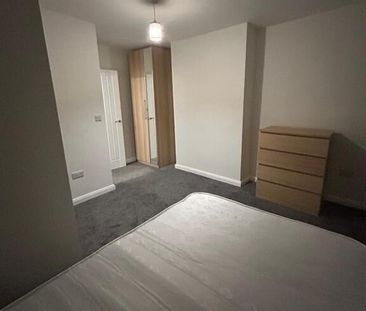 40 Benburb Street, Belfast, BT12 6JG - Photo 4