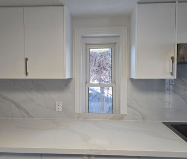 For Lease - 22156 Leslie Street, East Gwillimbury, Ontario - Photo 5