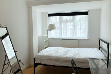 6 Double Bedroom Student House – Surbiton (Cranes Park Avenue) - Photo 4