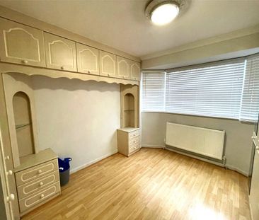 3 bedroom end of terrace house to rent - Photo 5