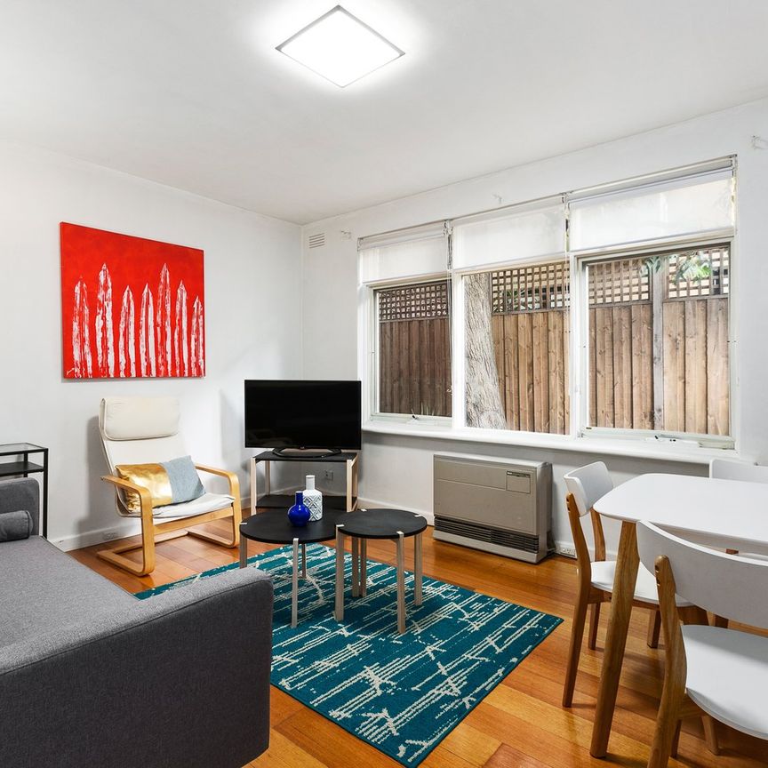 Ground Floor Secure Apartment in Prahran - Photo 1