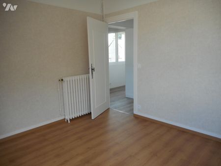 A louer Condé-en-Normandie dans le Calvados (14), Réf. 1836, rue des Prés Guillets, appartement... - Photo 4