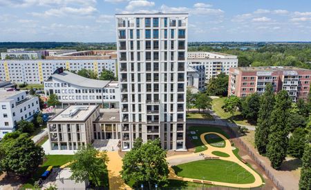 Service-Wohnen mit Einbauküche & Terrasse! - Foto 2