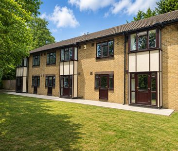 Buffers Lane, Leatherhead KT22, London - Photo 4