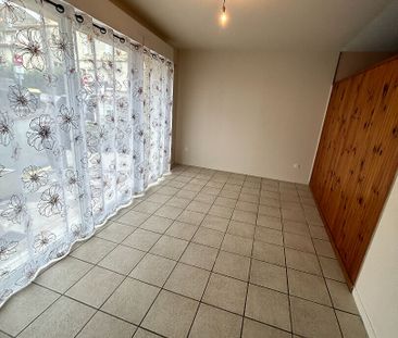 33450 SAINT-LOUBES - Appartement T1 bis à louer avec terrasse priva... - Photo 2