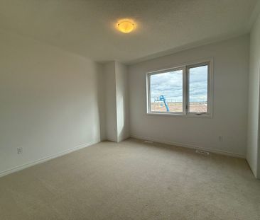 For Lease - 1293 WHITLOCK Avenue, Milton, Ontario - Photo 4