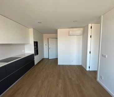 New 1 bedroom flat with parking space 5 minutes from Aveiro! - Photo 4