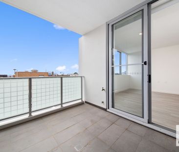 Stylish AS Brand New Luxury Living - Photo 1