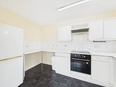 Gandon Vale, High Wycombe, Buckinghamshire,HP13 - Photo 4
