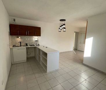 Location appartement 2 pièces 47.71 m² à La Seyne-sur-Mer (83500) - Photo 2