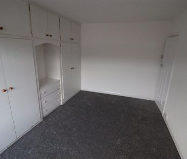 3 BED Detached house To rent - Photo 3