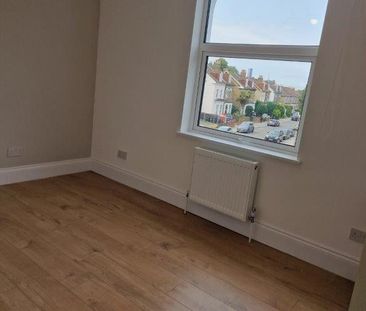 1 Bed Flat, Clifton Road, SE25 - Photo 3