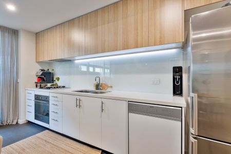 303/1C Berry Street, Essendon North - Photo 5