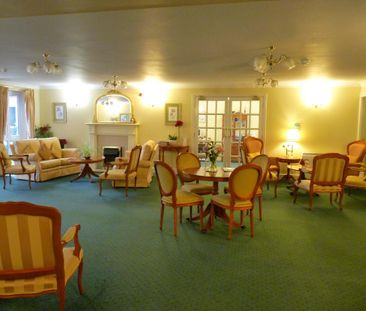 2 bedroom retirement property to rent - Photo 4