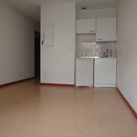 Location Appartement 1 pièce 21m² - Photo 1