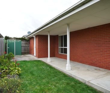 Low Maintenance Living in Prospect - Photo 4