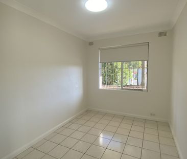 Modern 3 bedroom Unit - Photo 6