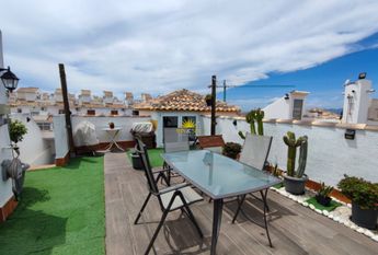 PENTHOUSE RENTAL, 2 BEDROOMS AND 1 BATHROOM