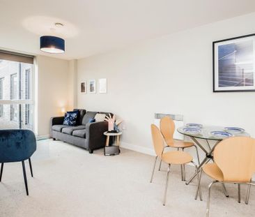2 bedroom flat to rent - Photo 1