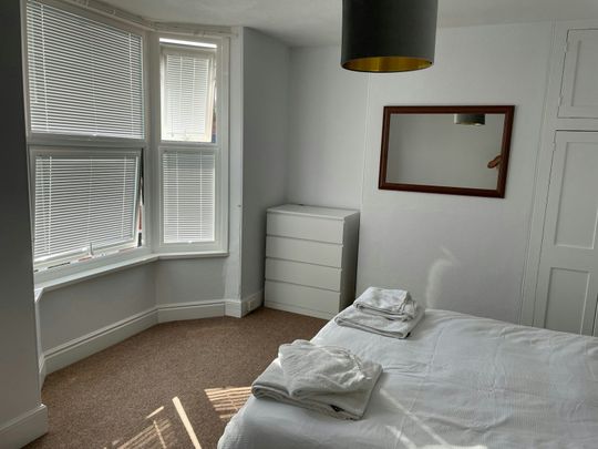 Terraced House to rent on - Photo 1