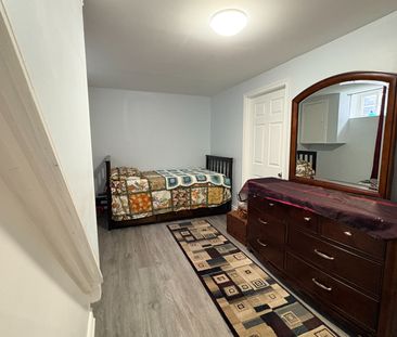 For Lease - 49 Yellowstone Street, Toronto, Ontario - Photo 4