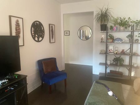 For Lease - 27 Palace Street, Thorold, Ontario - Photo 3