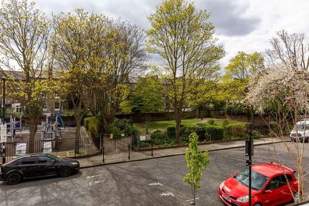 Woodfall Road, Woodfall Road, N4 - Photo 2