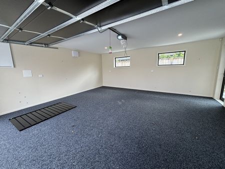 8 Adesanya Close, West End, Palmerston North - Photo 2